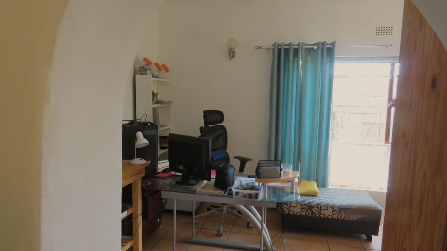 5 Bedroom Property for Sale in Uniondale Western Cape